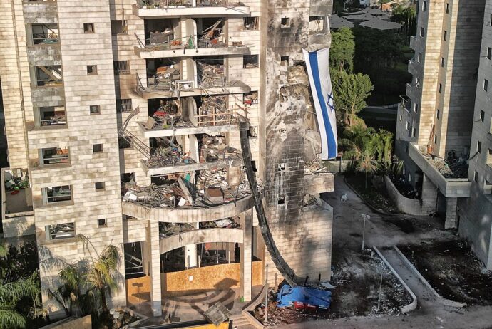 Missile strike in Petach Tikvah, July 2025, Zeev Stein - Pikiwiki Israel
